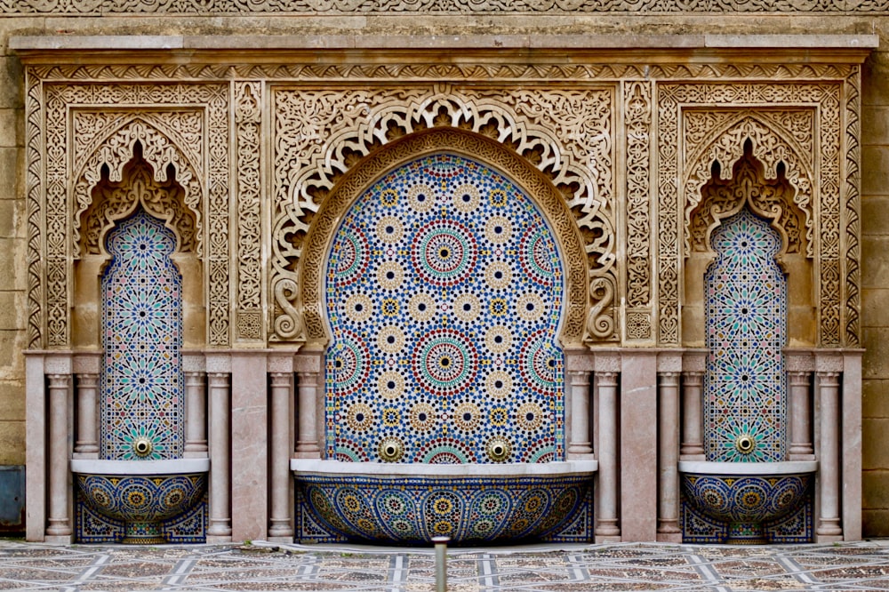 Detalle de zellige y artesanía marroquí