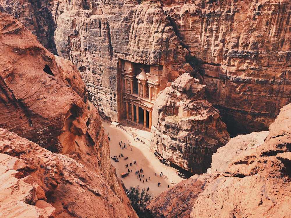 El Tesoro de Petra visto desde el desfiladero